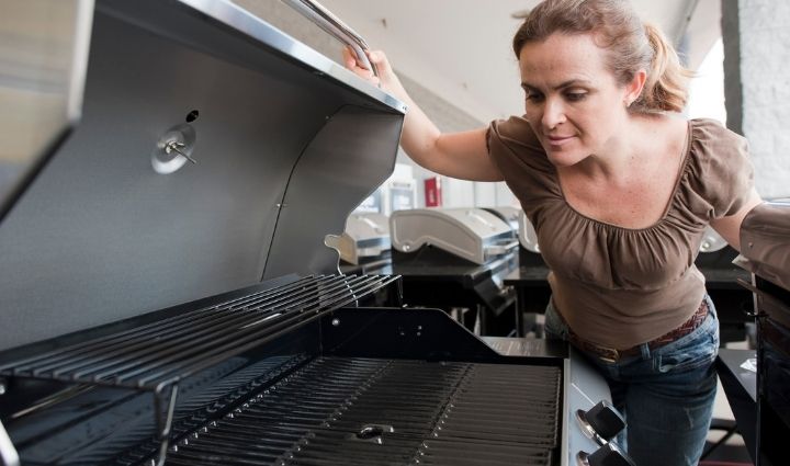 Ultimate Gas Grill Buying Guide: Types of Gas Grills